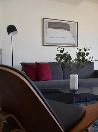 Vale Apartment *