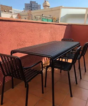 大都会一号套房酒店 公寓 *